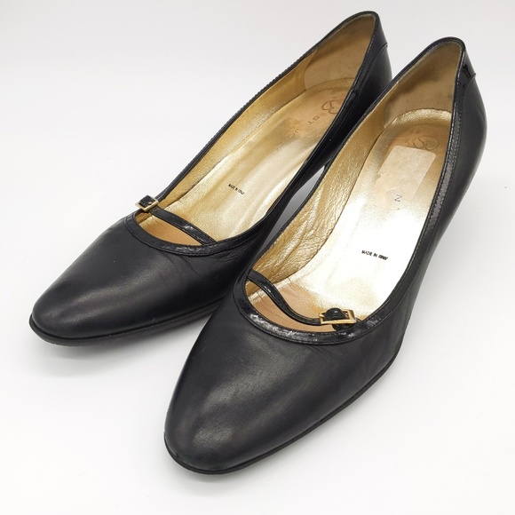 black leather low heel shoes